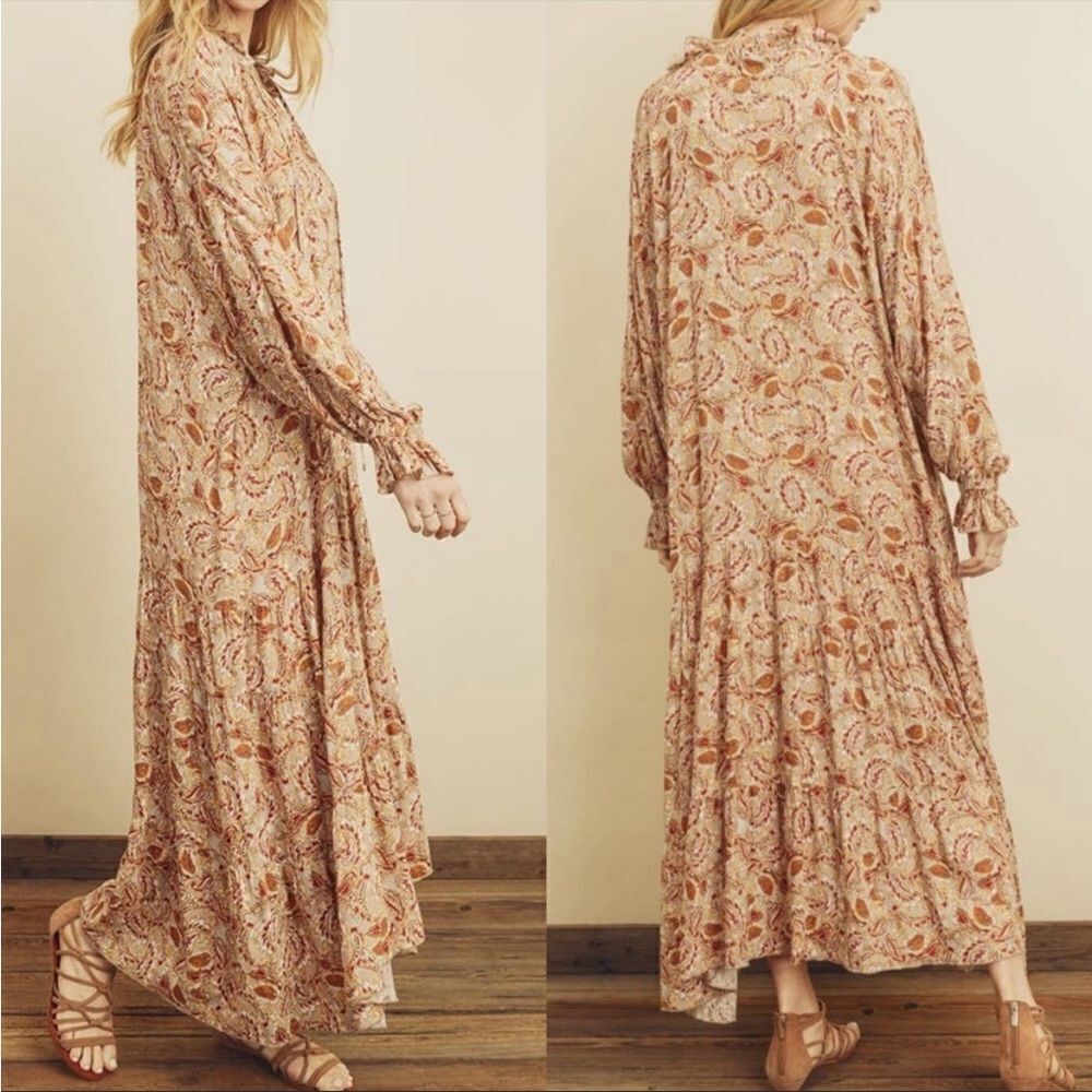 ✨DRESS FORUM Boho Paisley Oversized Ruffle Dress✨